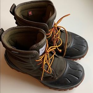 The North Face waterproof snow boots - Men’s SZ 8